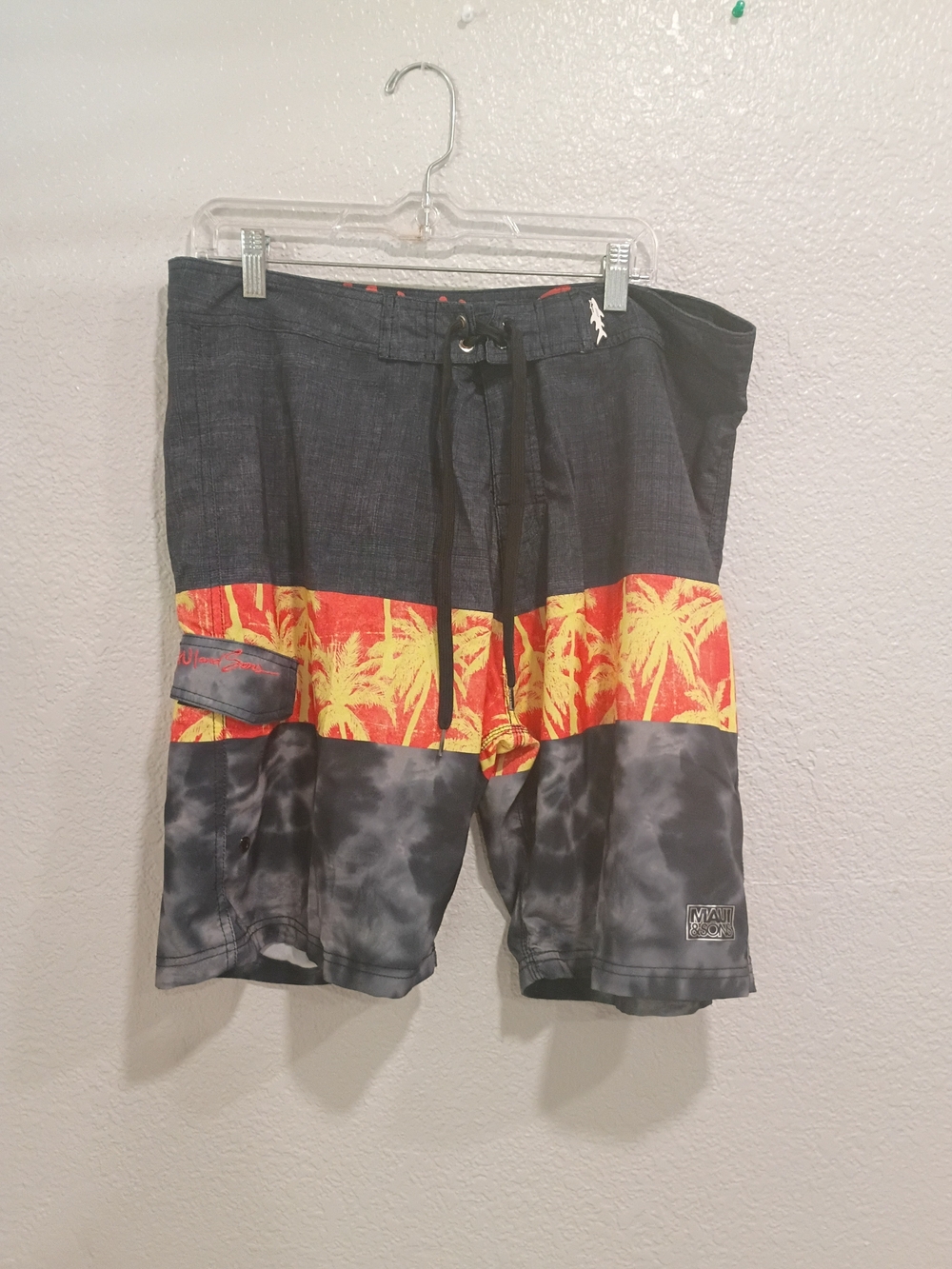 Maui and Sons Red and Yellow Palm Stripe Board Shorts 4 Way Stretch XL